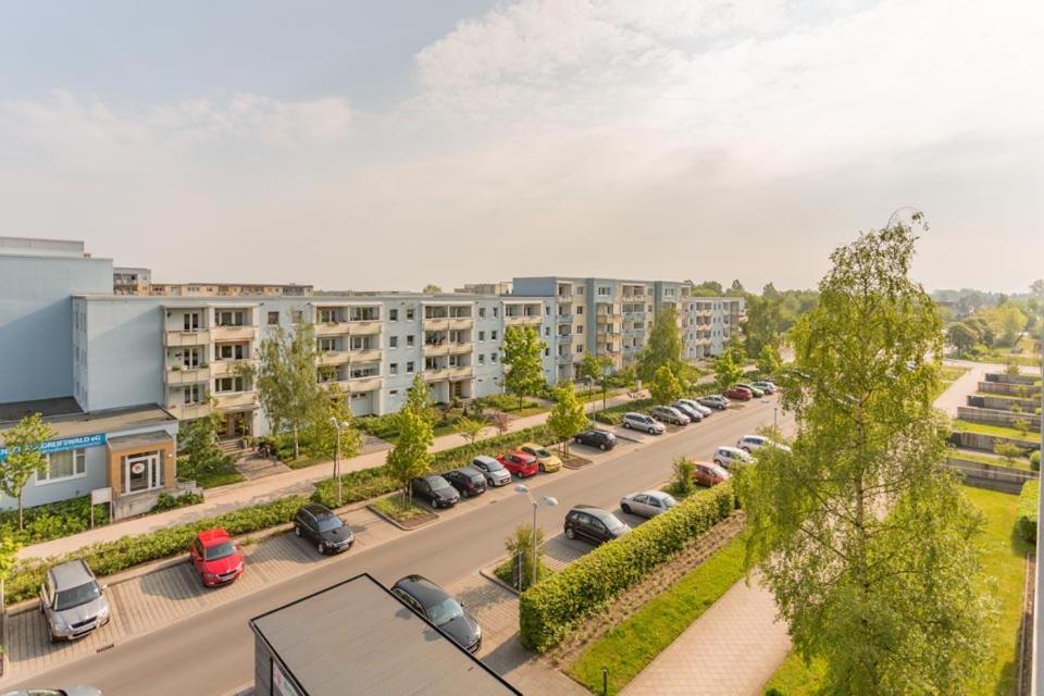 H&H Studio-Apartment Im Stadtteil Ostseeviertel Jedes Apartment Mit Kuechenzeilen - Fahrstuhl Und 24H Check In Γκράιφσβαλντ Εξωτερικό φωτογραφία